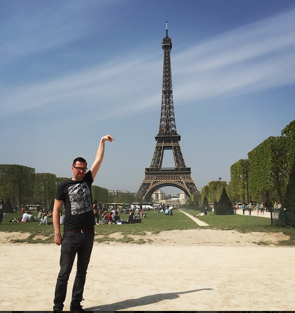 Sid Frisjes - Eiffel Tower Photoshop Request